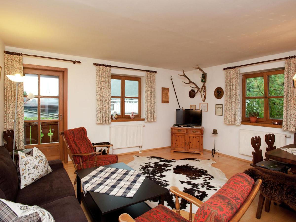 Cozy Apartment With Balcony In Mittersill Luaran gambar